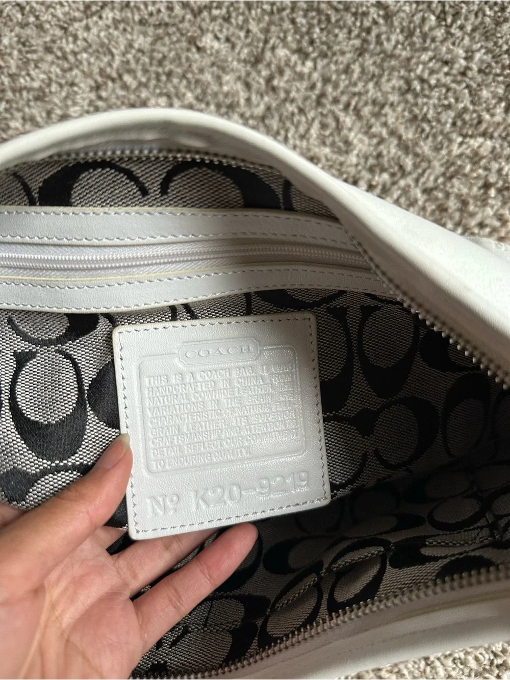 Coach White Leather Shoulder Bag
